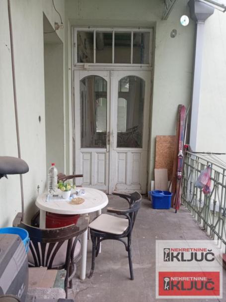 PEŠAČKA ZONA-KRALJA ALEKSANDRA, 51m2, Dvosoban, Salonski