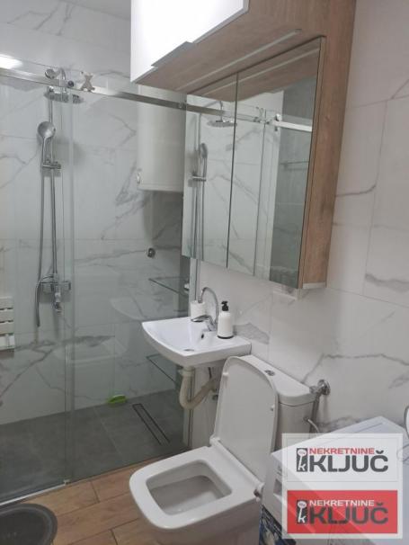 Dvosoban stan 55 m², Bulevar Oslobođenja, Novi Sad