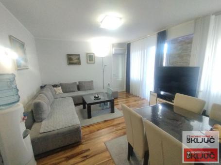 NOVO NASELJE, 54m2, Dvoiposoban, Renoviran
