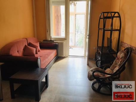 KOD IZVRŠNOG VEĆA, Jednosoban, 30m2+ 6m2 Terasa