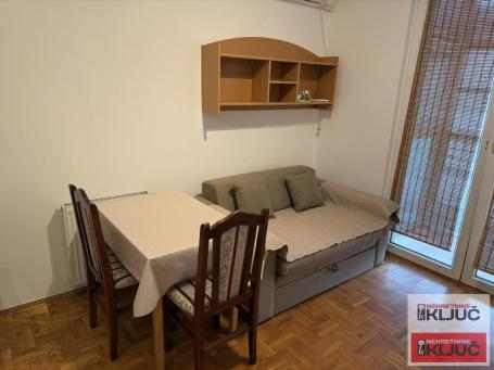 SOCIJALNO IZDAJE SE DVOIPOSOBAN NAMEŠTEN STAN
