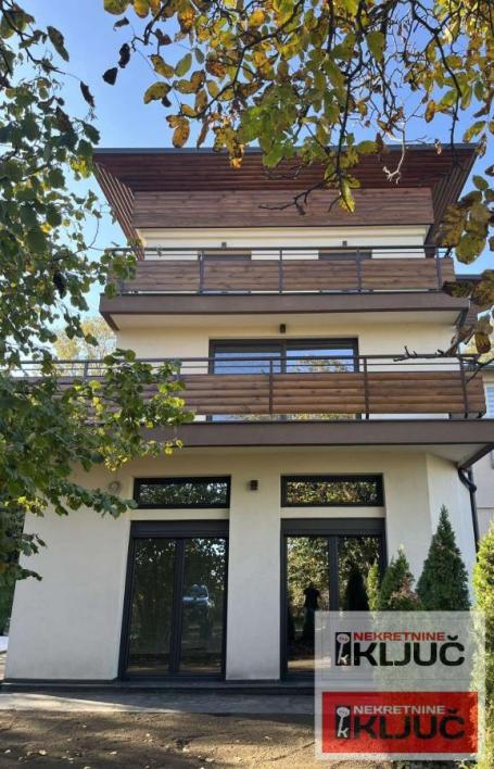 SREMSKA KAMENICA IZDAJE SE KUĆA ZA POSLOVNO-STAMBENE DELATNOST