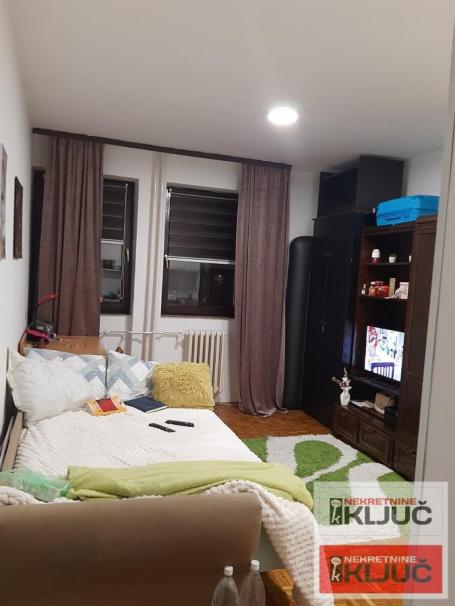 FUTOŠKA PIJACA, 22m2, Garsonjera, Nameštena