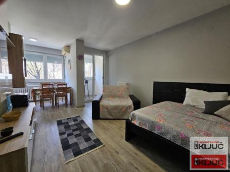 BULEVAR, 33m2, Jednosoban, Namešten