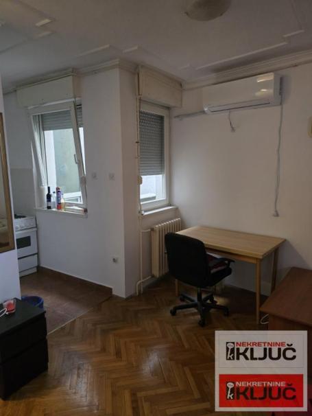 CENTAR, 29m2, Jednosoban kod Futoške pijace