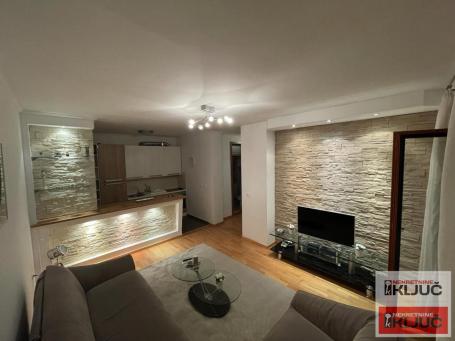 KOD SPENSA, 52m2, Dvosoban, Namešten, Novogradnja