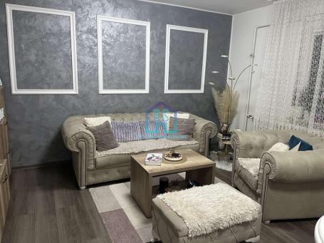 KOMPLETNO RENOVIRAN TROSOBAN STAN 58m² – SREMSKI KARLOVC