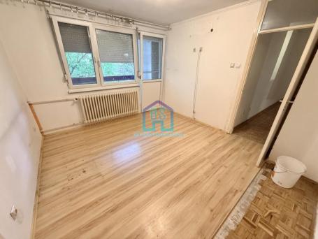Dvosoban stan 43 m², Novo Naselje, Novi Sad, 1. sprat