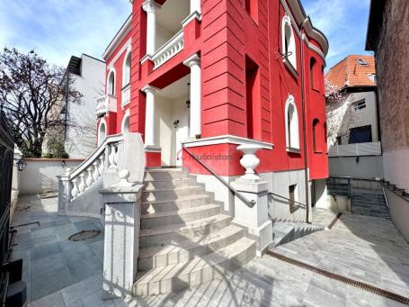 Kuća sa istorijom. Savremeni luksuz u prestižnoj zoni. 