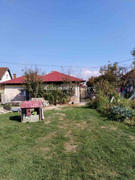 Prodaje se kuća u Atenici