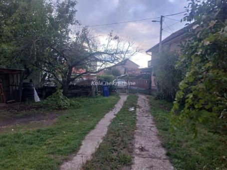 Prodaje se kuća u Savkovića kosi