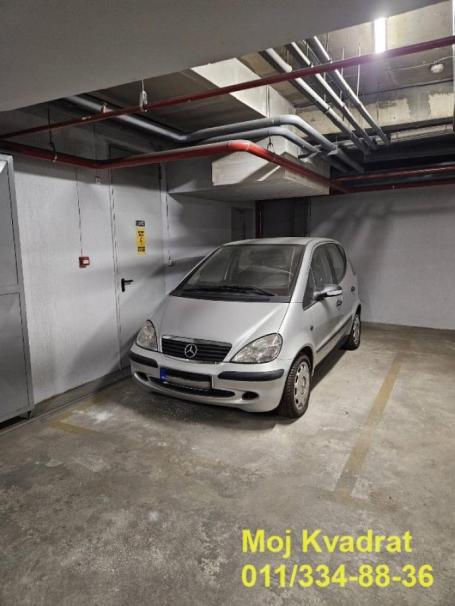 Vračar, Kalenić pijaca - Novopazarska, 12m2