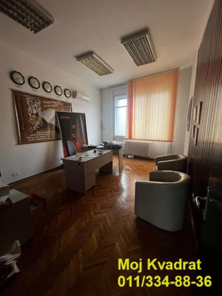 Stari grad - Trg Nikole Pašića, 359m2