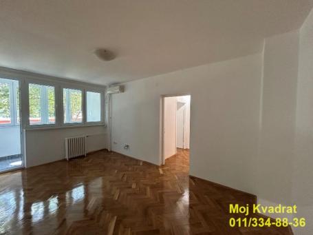 Novi Beograd, Stari Merkator - Bulevar Mihajla Pupina, 64m2