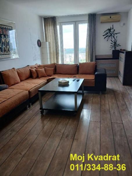 Palilula, Hala Pionir - Bulevar despota Stefana, 103m2