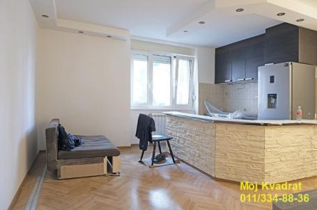 Zvezdara, Crveni krst - Branka Krsmanovića, 66m2