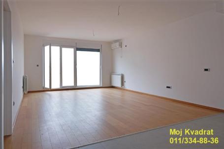 Voždovac, Voždovačka crkva - Bože Jankovića, 94m2