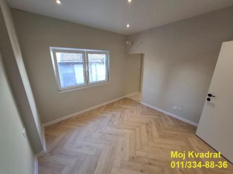 Zemun, Gornji grad - Ugrinovačka, 44m2