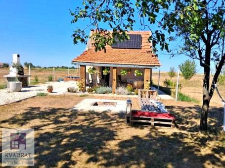 Vikendica 35m2, Elemir, Zrenjanin - 25.000€