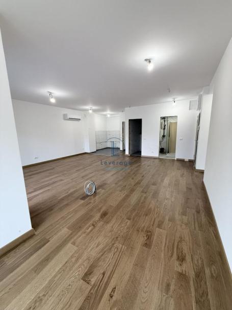 Crveni Krst, Šumatovačka, 92 m2