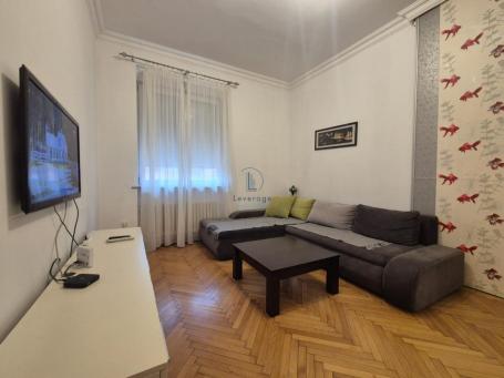 Trg Republike, Gospodar Jevremova, 70 m2
