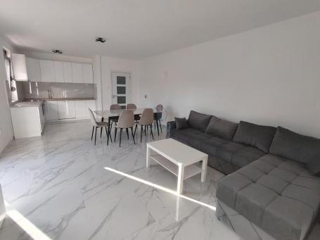 Zemun polje, 50m2