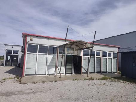 Lokal, Železnik, 110 m2