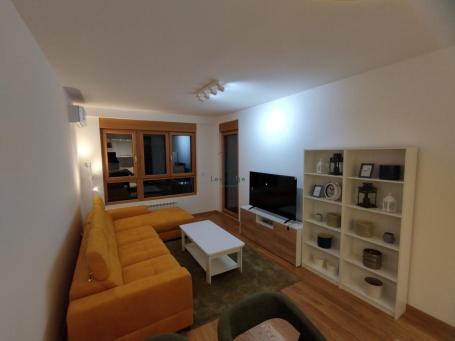 Wellport, Tadije Sondermajera, 77.55 m2