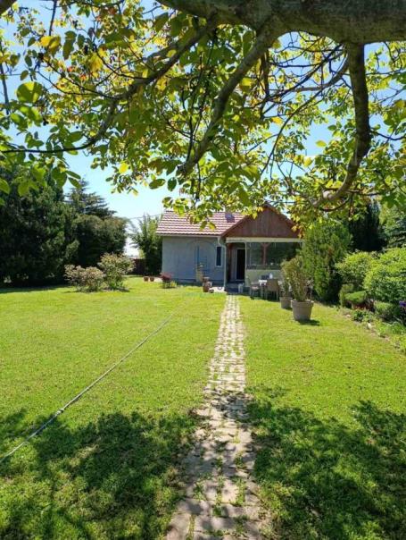 Vikend kuća, Čortanovci, 45m2 + 17a