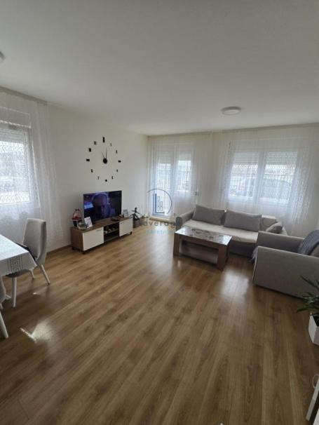 Vojvode Vlahovića, 50 m2