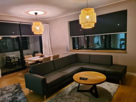 A blok, Jurija Gagarina, 85m2