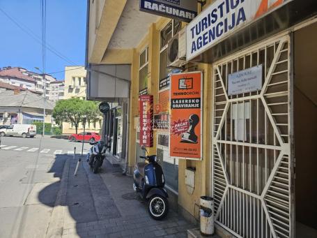 Poslovni prostor 15 m², Centar, Kruševac