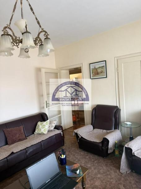 Prodaja, Stan, 75m2 , Centar