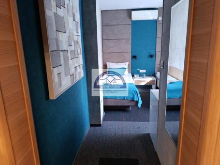 PRODAJE SE LUX HOTEL U STROGOM CENTRU GRADA