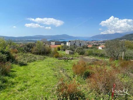 Najbolja parcela u Tivtu sa prekrasnim pogledom na more