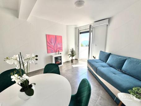 Udoban apartman u turističkom naselju Igalo, Herceg Novi