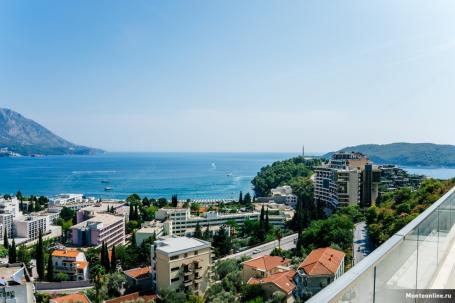 Penthausi sa 3 spavaće sobe i panoramskim pogledom na more u Budvi
