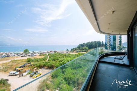 Luksuzni apartman s pogledom na Jadransko more u premium kompleksu, Bečići