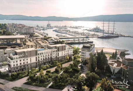 Luksuzni jednosobni apartman u novom stambenom kompleksu u Porto Montenegru, Tivat