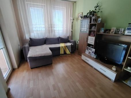 TROSOBAN STAN NA GRBAVICI