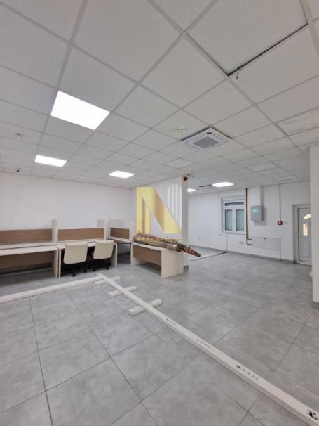 Za izdavanje poslovni prostor od 550m2