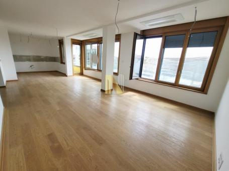 Luksuzan penthouse u novoj kvalitetno zidanoj zgradi, cena sa pdv-om