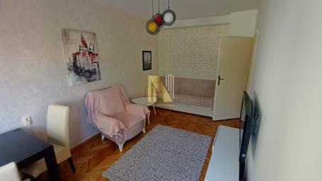 Jednoiposoban stan u blizini Bulevara Oslobođenja