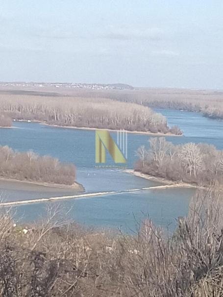 Inđija – Slankamen | Plac sa spektakularnim panoramskim pogledom