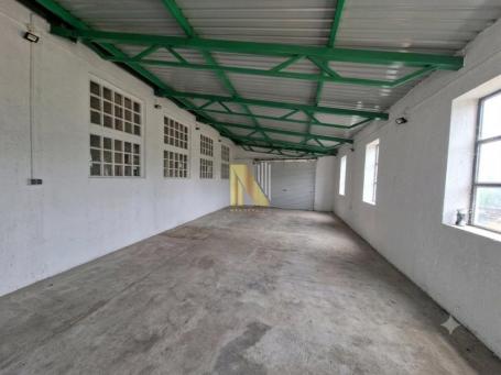 2 magacina po cca 100m2 - 900m od kružnog toka Bulevar Evrope/Rumenački put