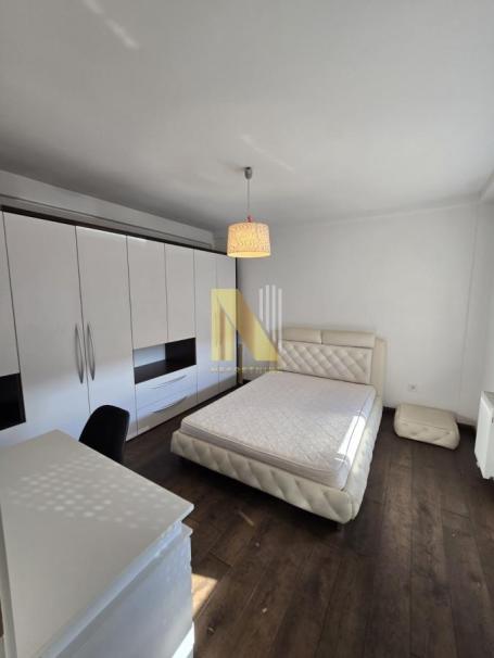 Izdaje se - duplex stan - Bulevar Jovana Dučića