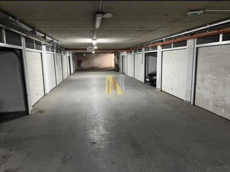 Garaža u Centru, uknjižena 1/1