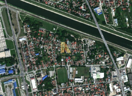 Kuća 203 m² sa 6 soba, Salajka, Novi Sad