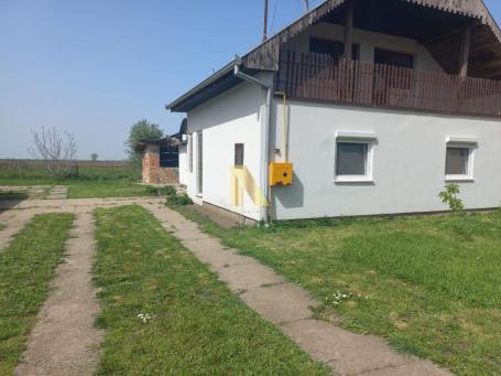 Prizemna kuća u Kisaču
