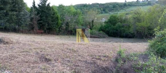 Građevinski plac na odličnoj poziciji  blizini Vinarije Kovačević